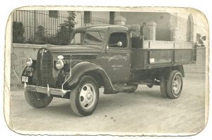 sal riera camion antiguo